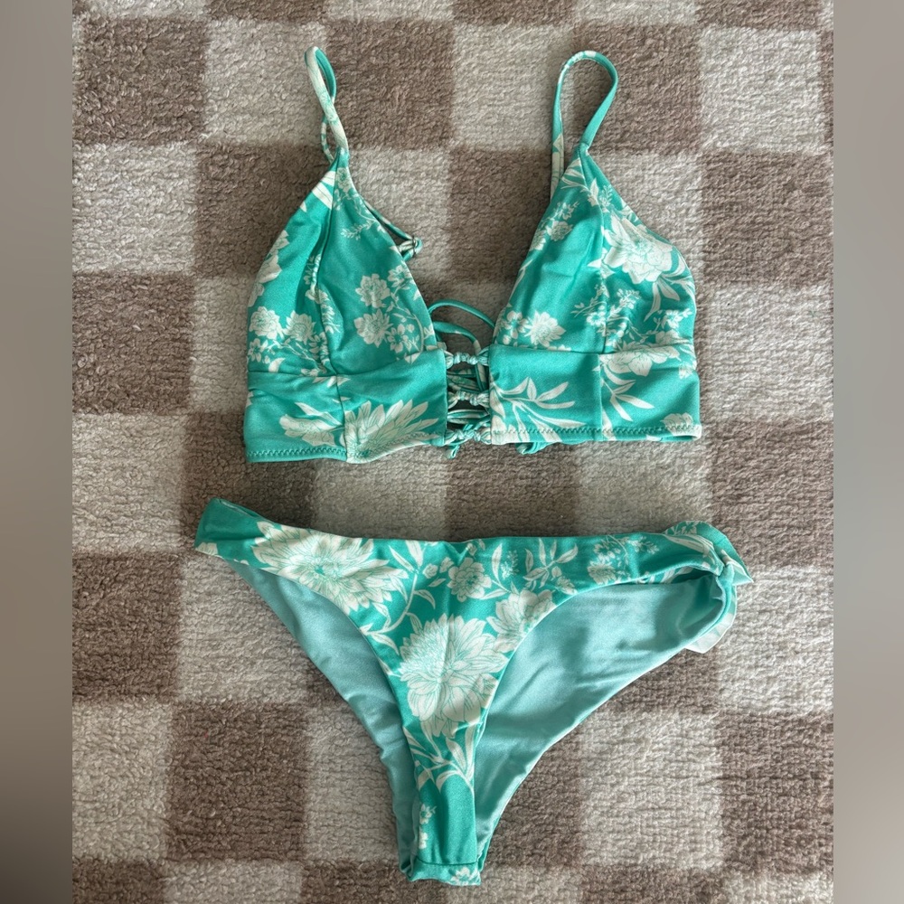 Amuse society bikini set